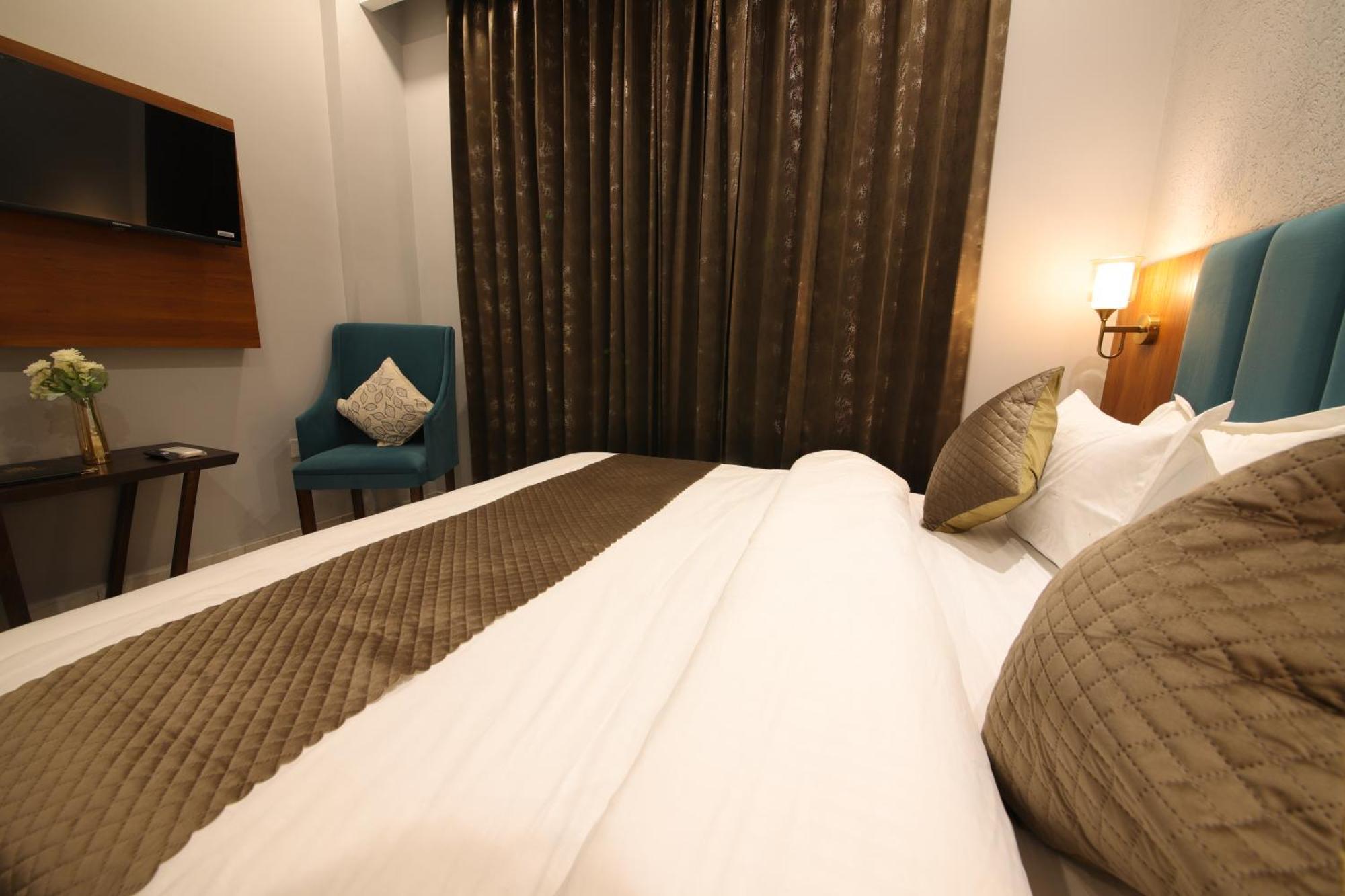 Perfectstayz Heritage Near Neem Beach Rishikesh Exterior photo