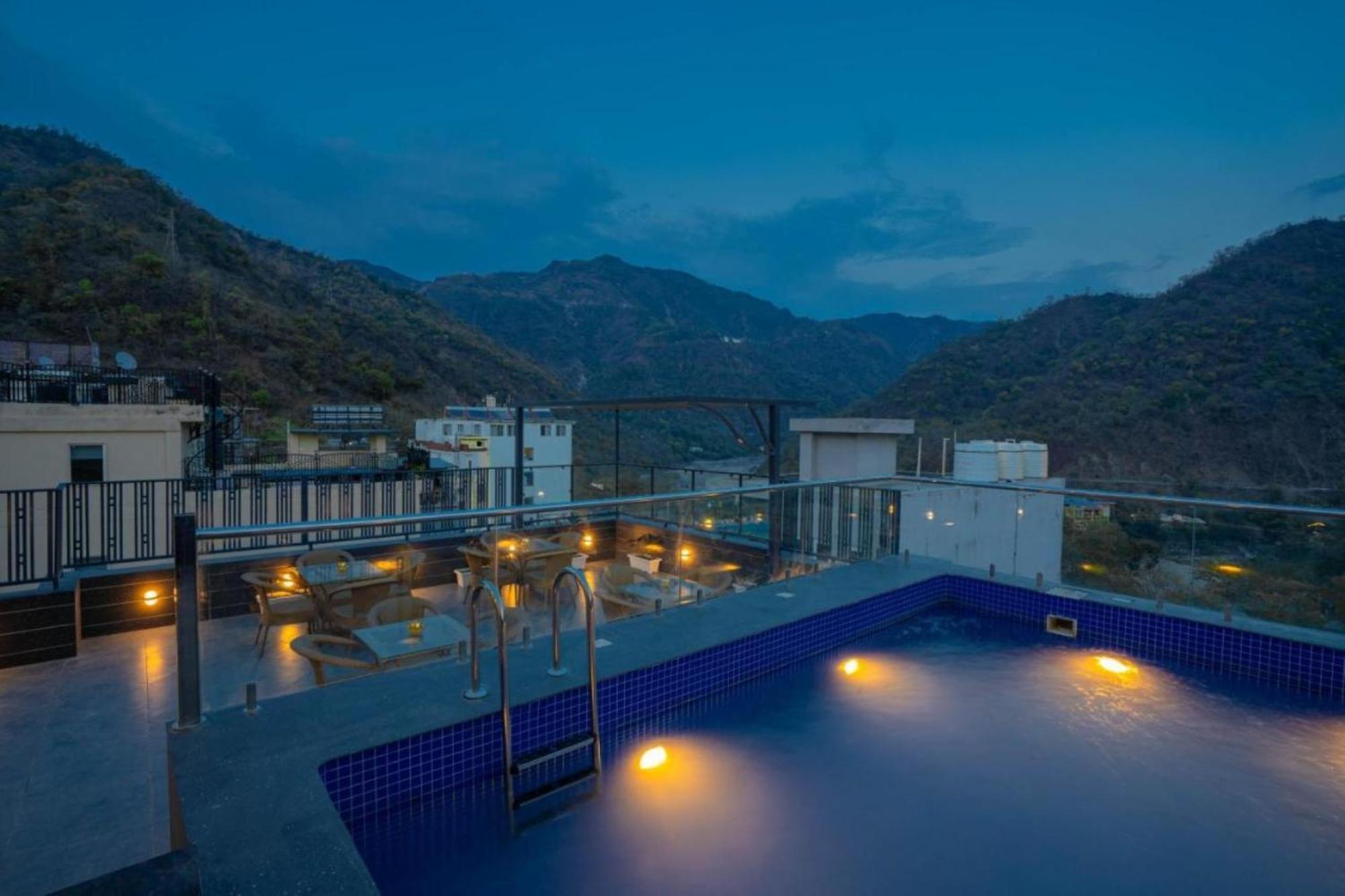 Perfectstayz Heritage Near Neem Beach Rishikesh Exterior photo