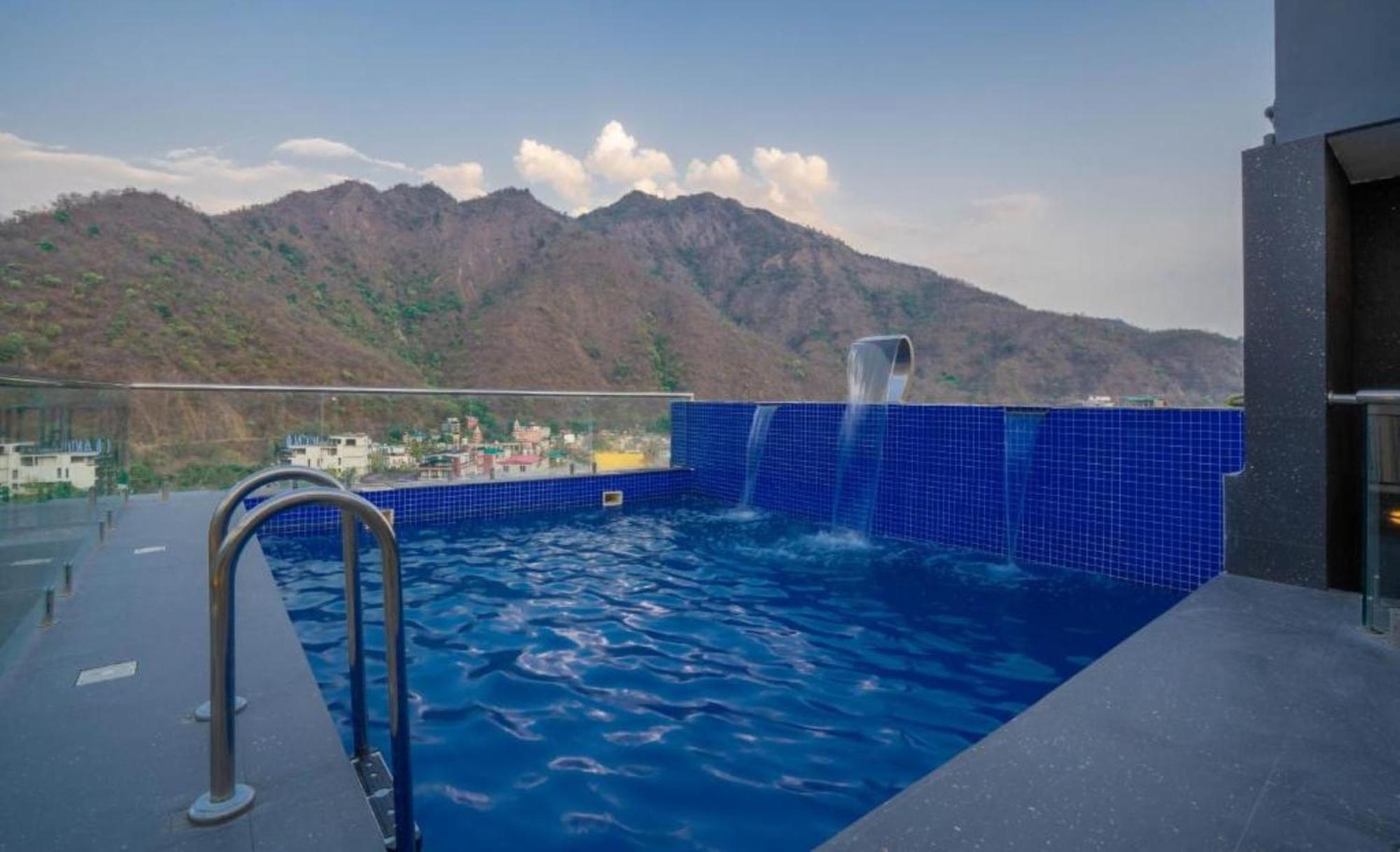 Perfectstayz Heritage Near Neem Beach Rishikesh Exterior photo